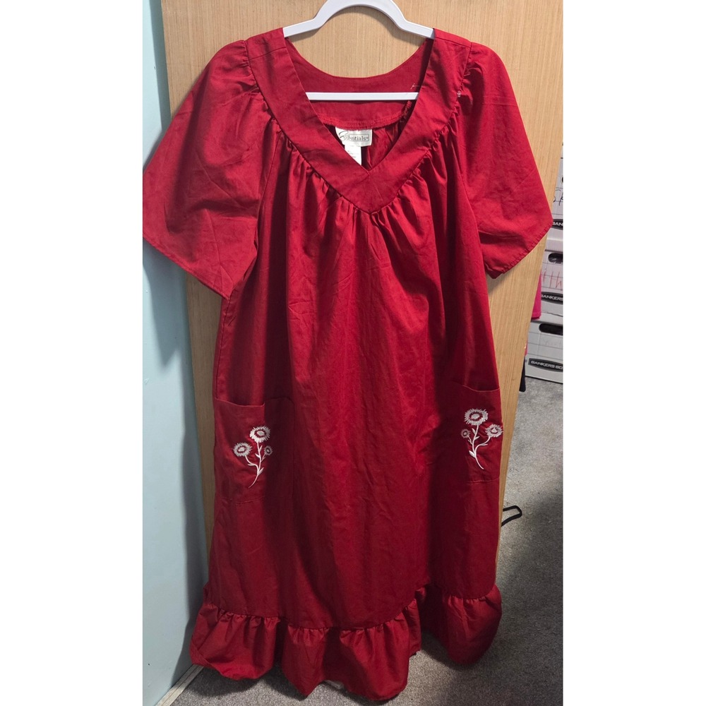 Easy Essentials Red Floral Embroidered Muumuu House Dress XL V-Neck Ruffle Hem